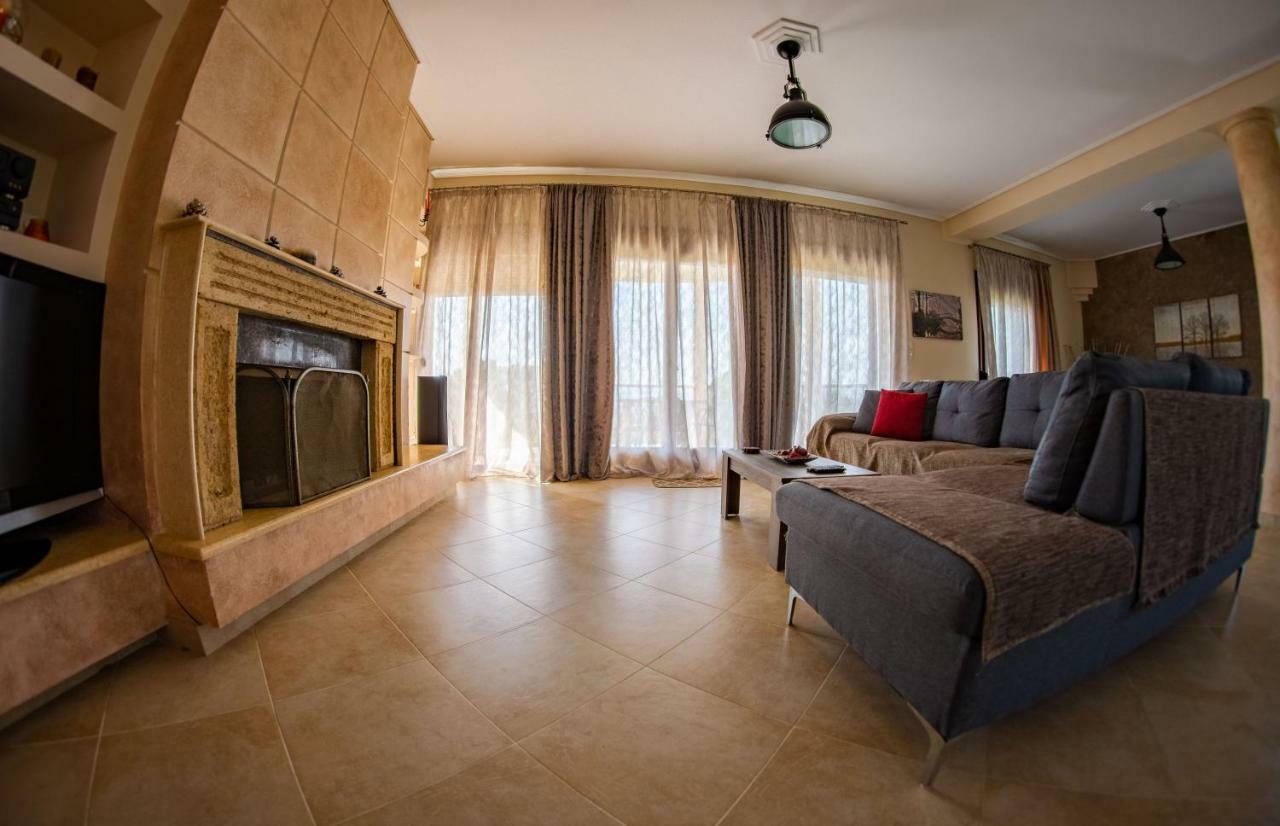 וולוס Luxury Villa Thea מראה חיצוני תמונה